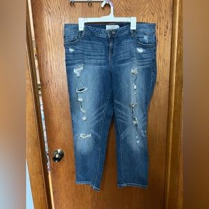 TORRID Ex-Boyfriend Jeans Size 16